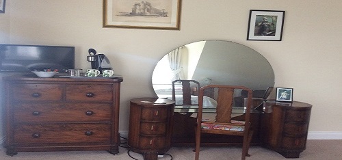 Picture of the Dressing table in Heatherdene House